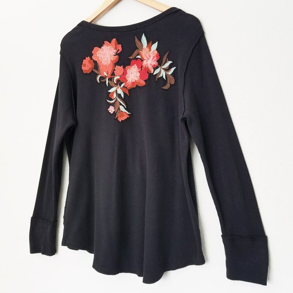 Soft Surroundings Wildflower Floral Embroidered Thermal Top Waffle Knit Black L - Picture 5 of 16